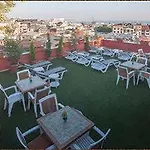 Sureyya Hotel *