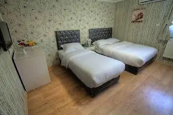 Hotel Sureyya *